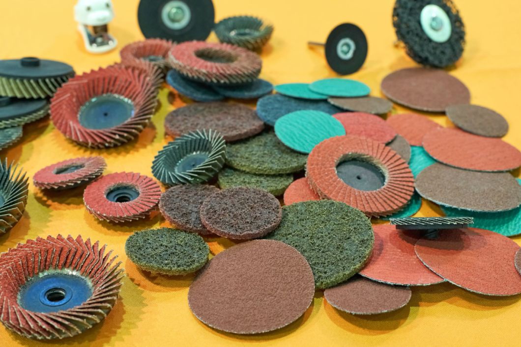5 X 5/8-11 T29 HP Surface Conditioning Flap Disc